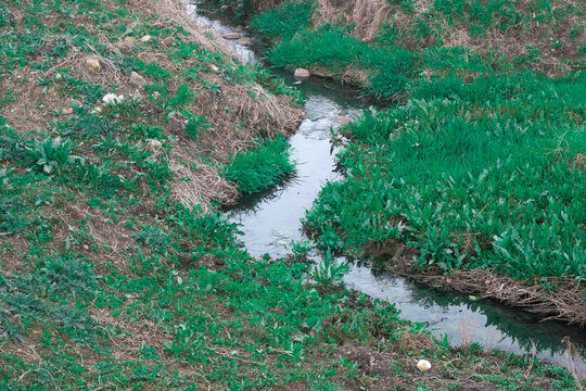 山涧小溪