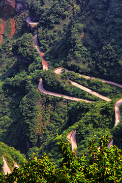 张家界盘山公路