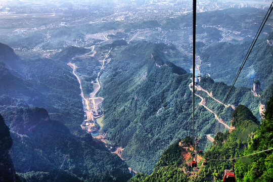 张家界天门山缆车索道