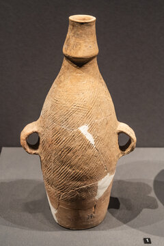 仰韶文化葫芦口平底瓶