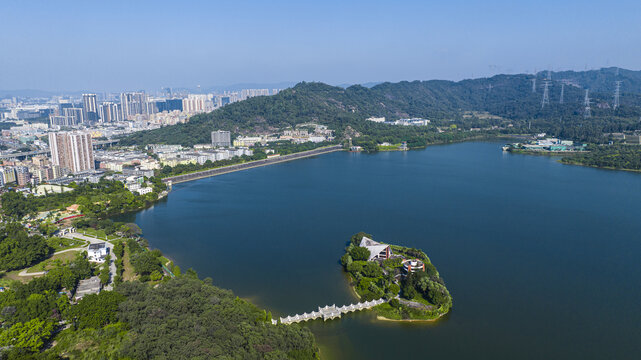 石岩湖温泉渡假村