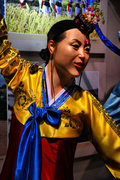 延边博物馆朝鲜族舞蹈雕塑