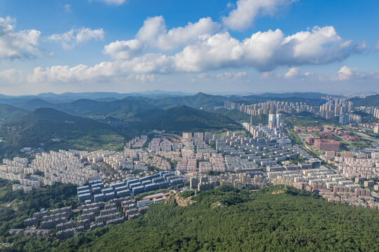 大连都市风光城市楼房楼盘开盘