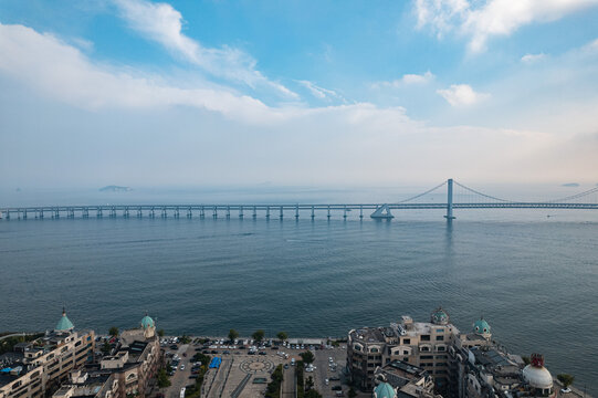 大连星海湾跨海大桥蓝天白云航拍