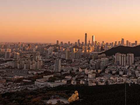 济南千佛山城市日出