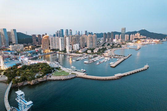 大连地标都市城市风光楼房夜景