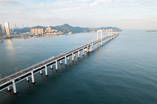 大连星海湾跨海大桥蓝天白云航拍