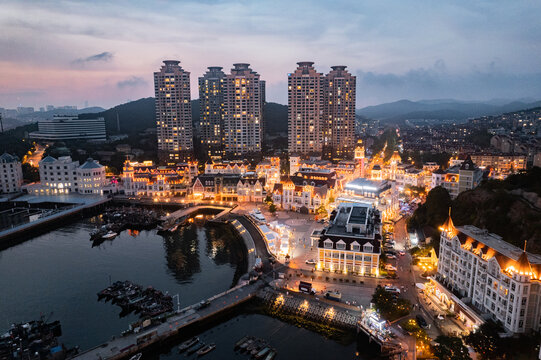 大连老虎滩渔人码头城市夜景