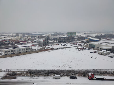 雪后小城
