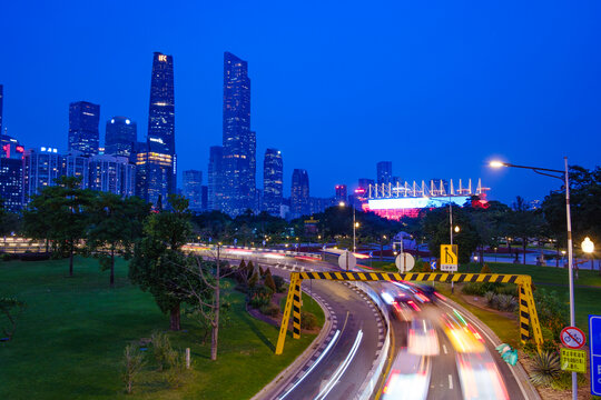 广州城市道路夜景