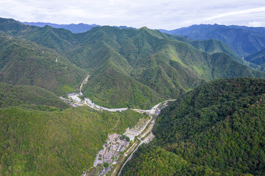 山村