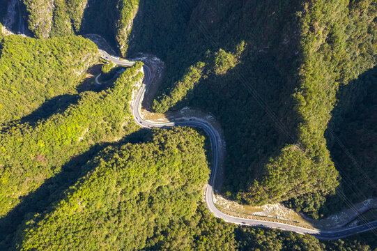 深山道路