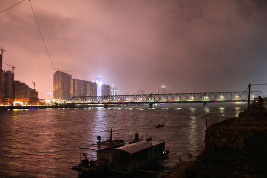 襄阳汉江夜景