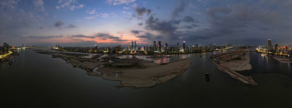 江西南昌城市夜景晚霞航拍全景图