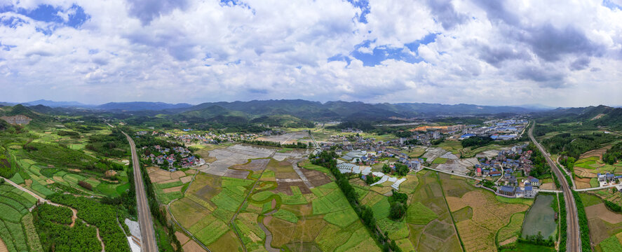 美丽乡村田园航拍全景图