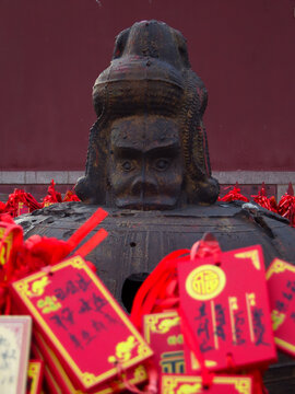 吉祥古钟