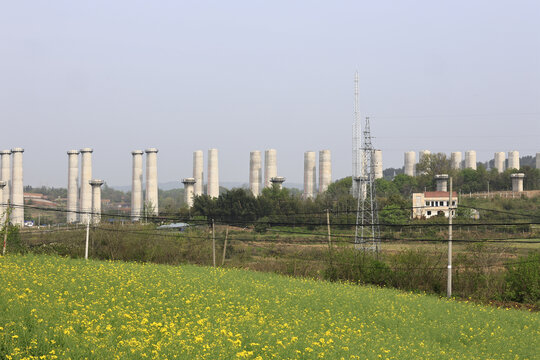 高铁建设中的大桥