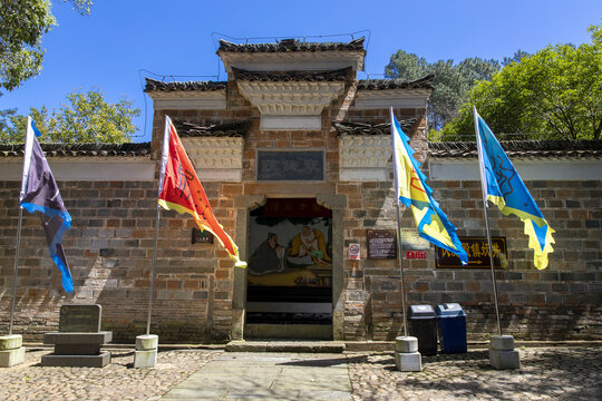 龙虎山东隐院