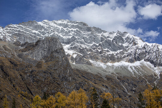 四姑娘山秋季美景