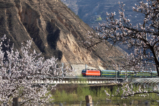 陇海铁路