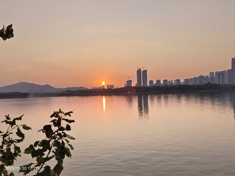 湘江河岸