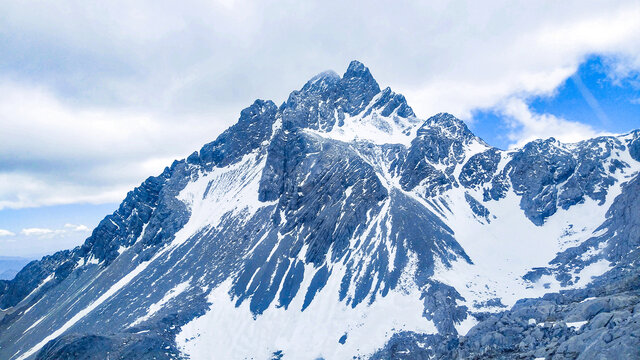 玉龙雪山