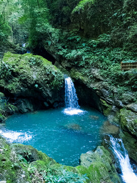 黑山谷