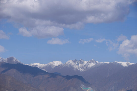 拉萨高山景色