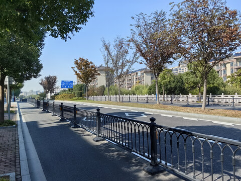 城市道路交通护栏安全设施