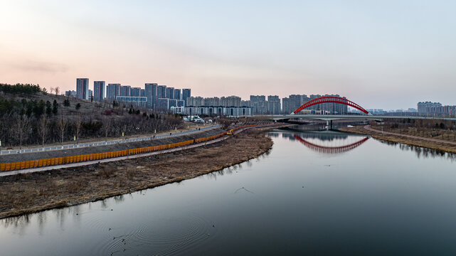 早春的中国长春南溪湿地公园景观