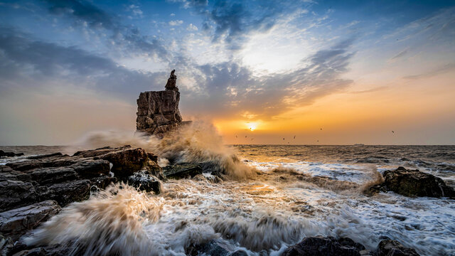 海上日出