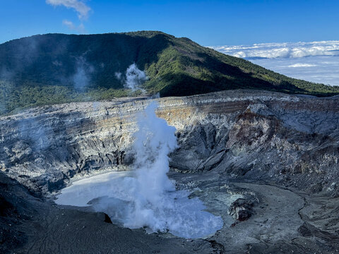 火山口