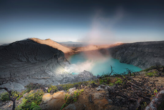 印尼伊真火山