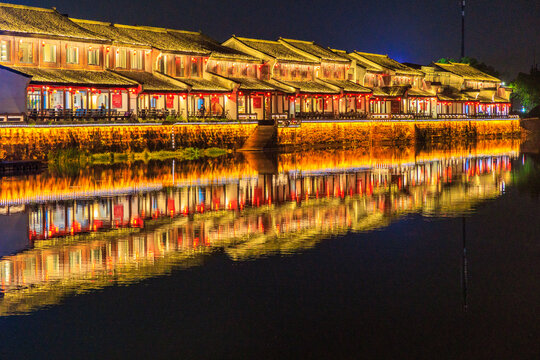 杭州临平塘栖古镇夜景