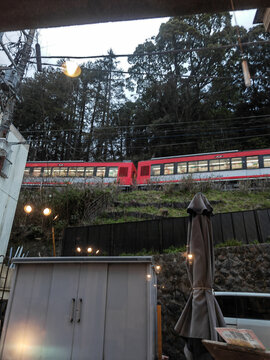 日本箱根的山顶火车