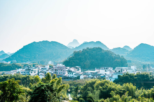 青山绿水小乡村