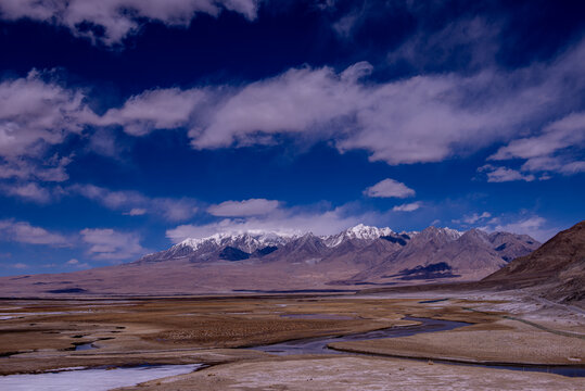 新疆帕米尔高原塔合曼湿地风光