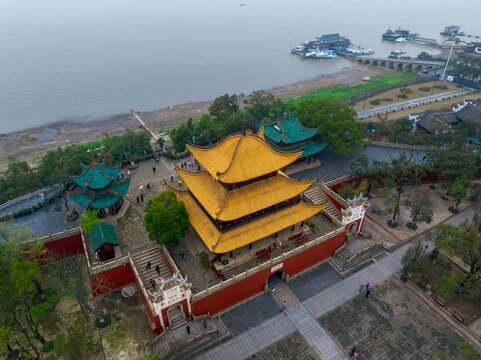 湖南岳阳岳阳楼与洞庭湖航拍