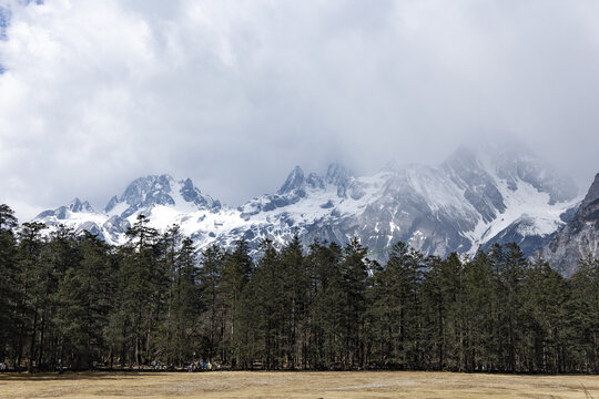 玉龙雪山