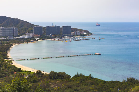 三亚鹿回头景区港灯塔海岸