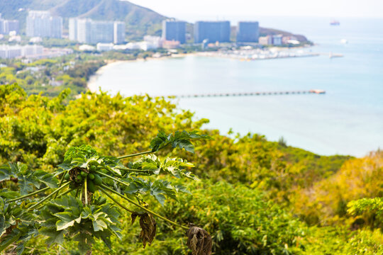 三亚鹿回头景区港灯塔海岸