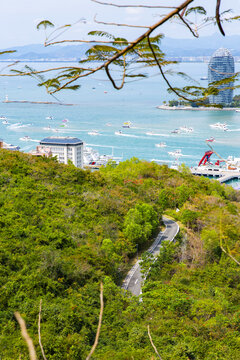 三亚鹿回头景区美丽道路