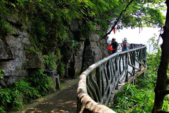 天门山悬崖栈道