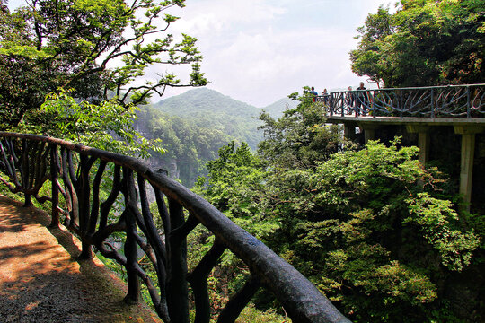 天门山悬崖栈道