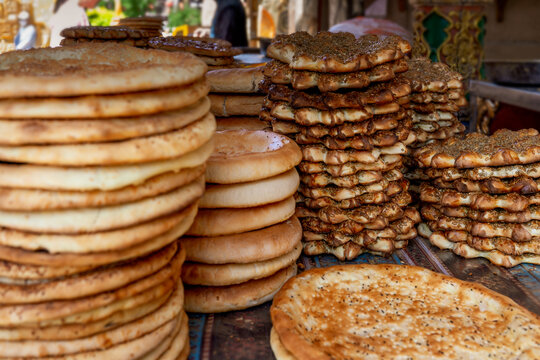 新疆乌鲁木齐大巴扎馕饼老店