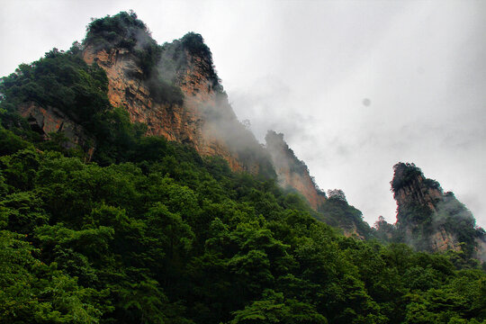 张家界武陵源天子山石笋石峰奇峰