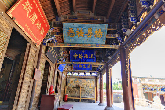 甘肃敦煌雷音寺