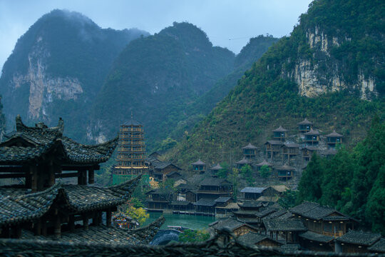 峰林布依景区