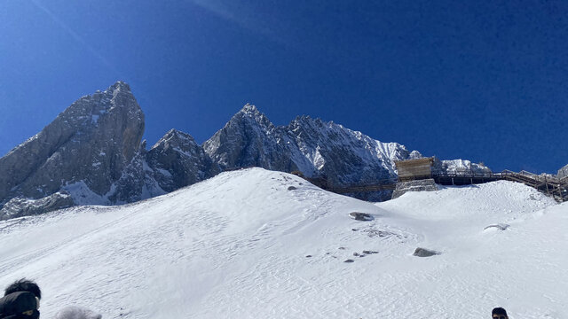 玉龙雪山