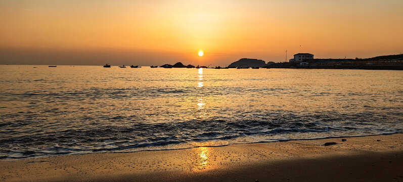 夕阳落日沙滩大海落日
